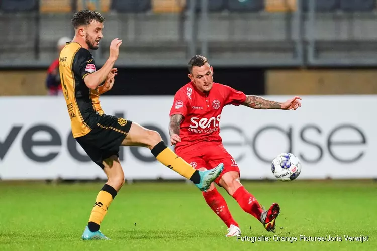 Almere City FC in slotfase langs Roda JC in doelpuntrijk duel